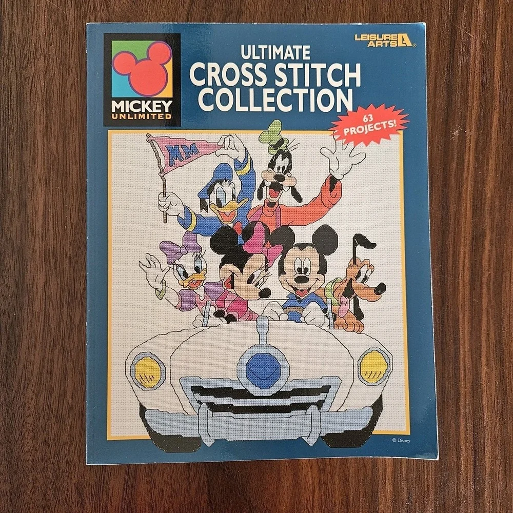 Mickey Unlimited Leisure Arts Ultimate Cross Stitch Collection‎ 63 Projects